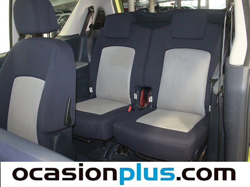 Peugeot 1007 1.4 HDi Urban 50 kW (70 CV)