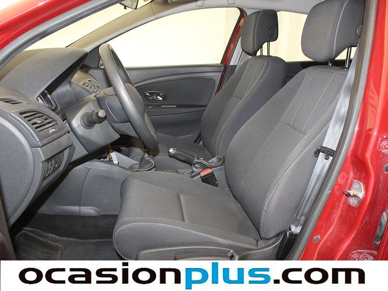 Renault Megane 1.6 Authentique 81 kW (110 CV)