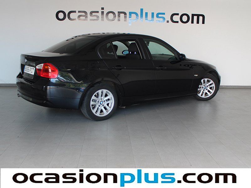 BMW 320 320i (E90) 150CV