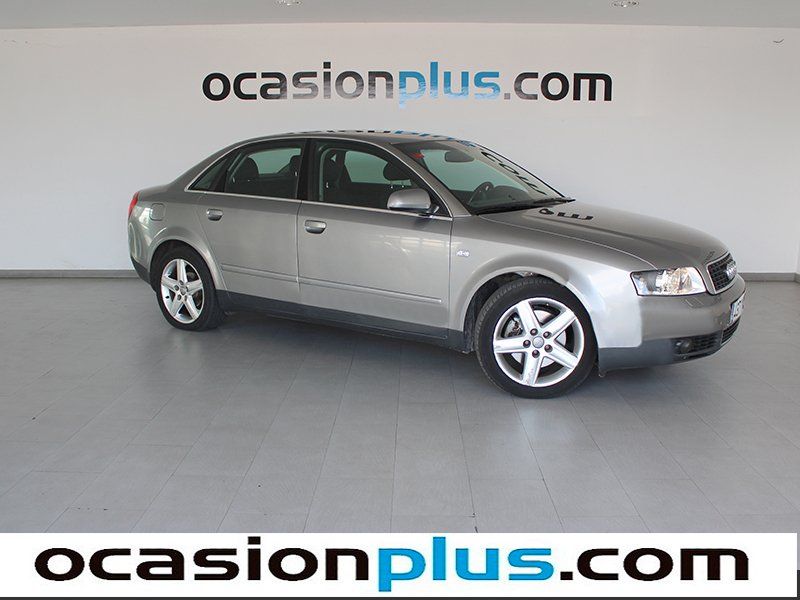 Audi A4 2.4 170CV