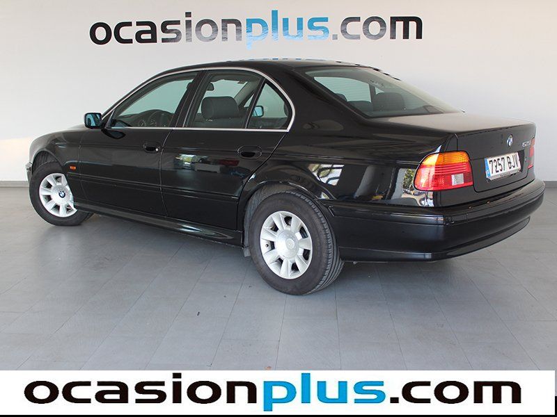 BMW 525 525i 141 kW (192 CV)