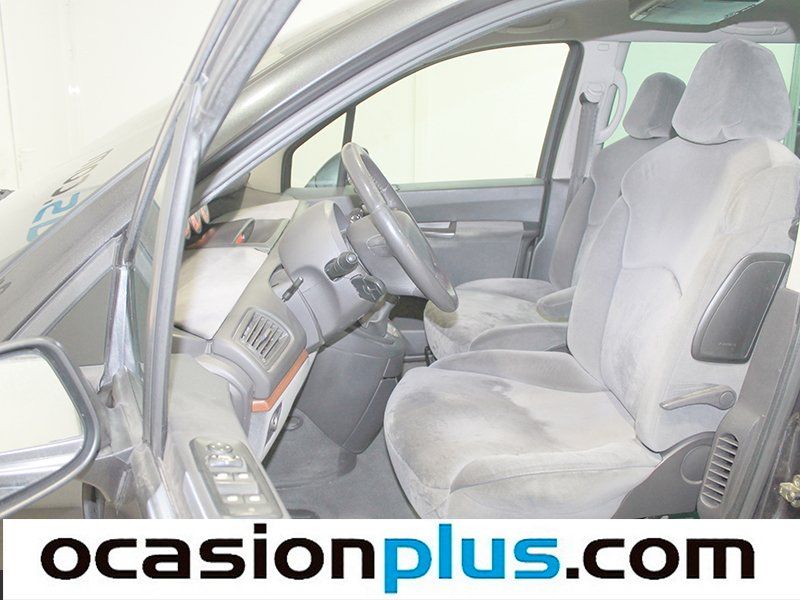 Citroen C8 2.2 HDi 16v Premier II 94 KW (130 CV) 6 PLAZAS