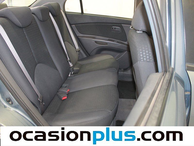 Kia Rio 1.4 DOHC Active 69kW (94CV)