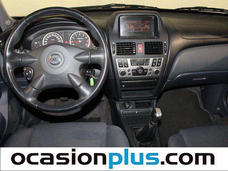 Nissan Almera 1.8 Line Up 85 kW (116 CV)