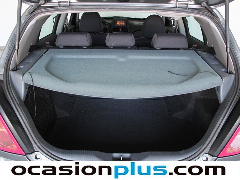 Nissan Almera Almera 1.8 Line Up 115cv
