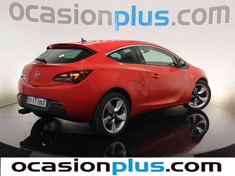 Opel Astra 1.4 Turbo GTC SANDS Selective 103 kW (140 CV)
