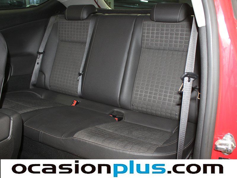 Opel Astra 1.4 Turbo GTC SANDS Selective 103 kW (140 CV)