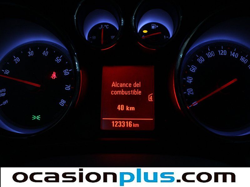 Opel Astra 1.4 Turbo GTC SANDS Selective 103 kW (140 CV)