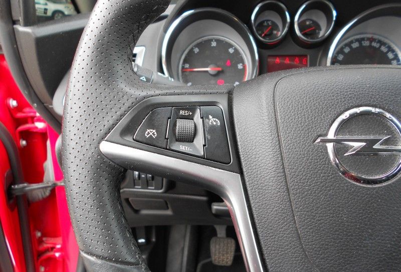 Opel Astra 1.7 CDTi 125 CV Cosmo