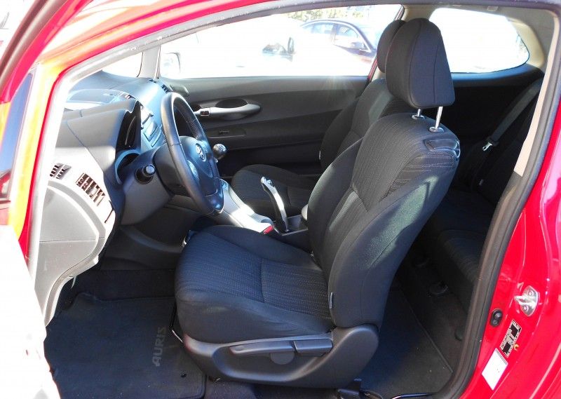 Toyota Auris 2.0 D4D Luna Plus