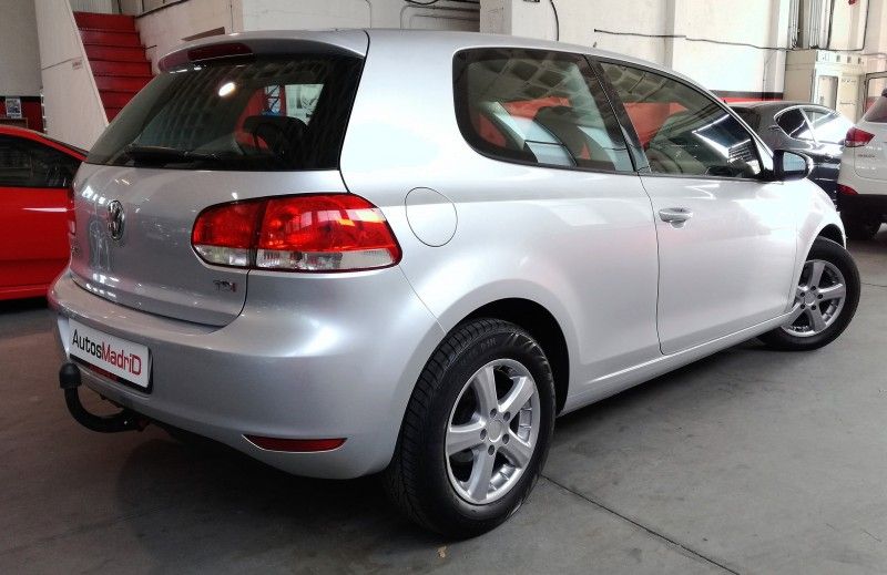 Volkswagen Golf 1.6 TDI 105cv