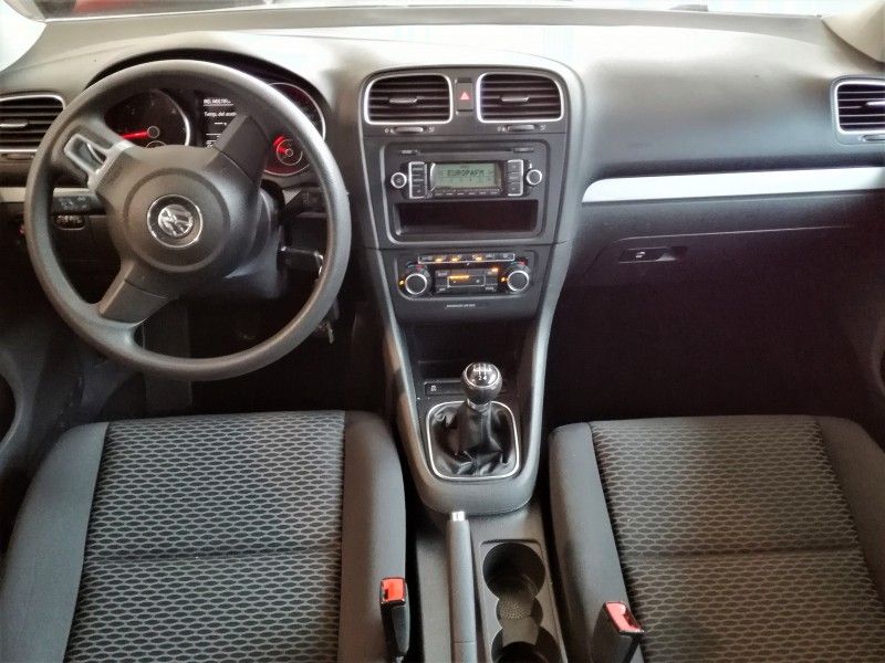 Volkswagen Golf 1.6 TDI 105cv