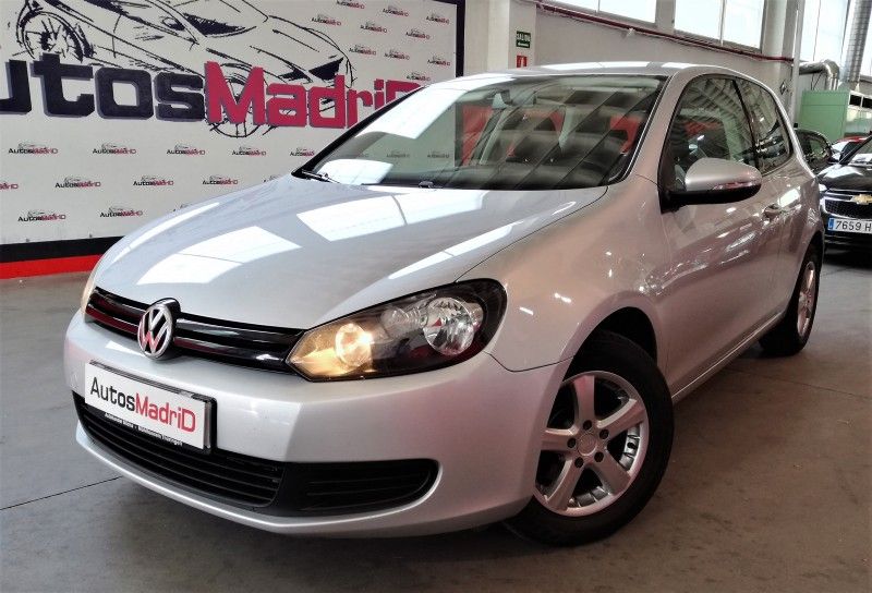 Volkswagen Golf 1.6 TDI 105cv