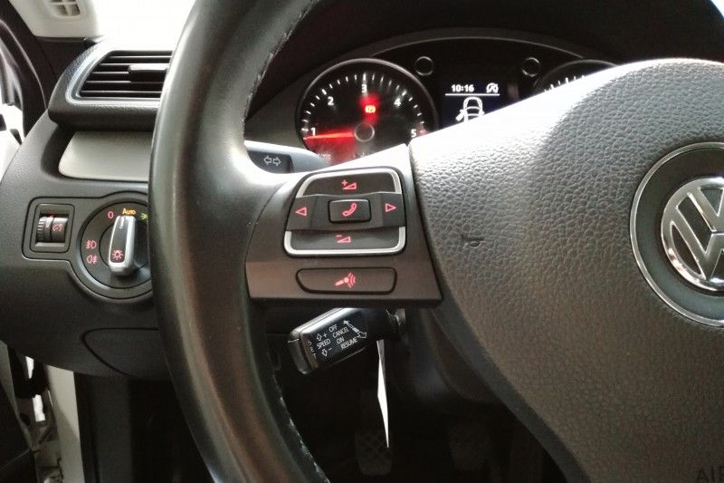 Volkswagen CC 2.0TDI 140cv Advance Bluemotion