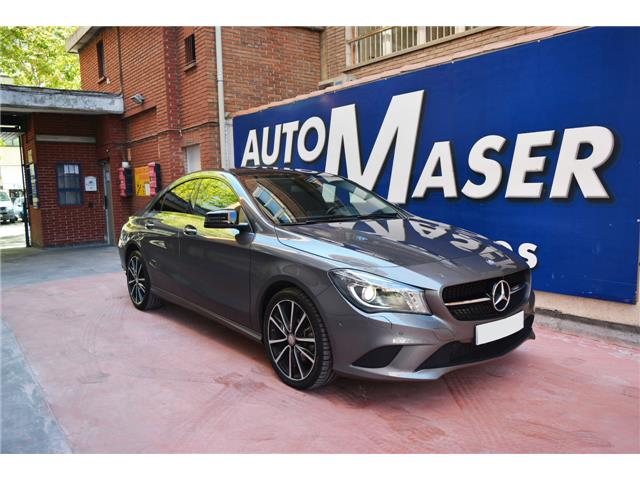 Mercedes-Benz CLA 200 CDI Urban 7G-DCT