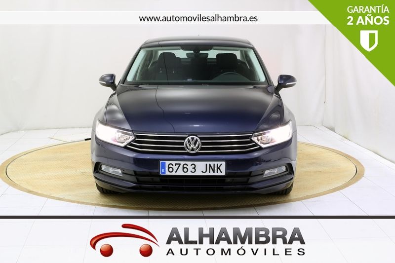 Volkswagen Passat 1.6 TDI EDITION   NAVI