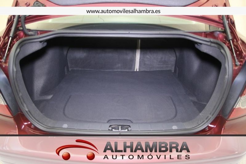 Volvo S40 2.0D MOMENTUM 4P