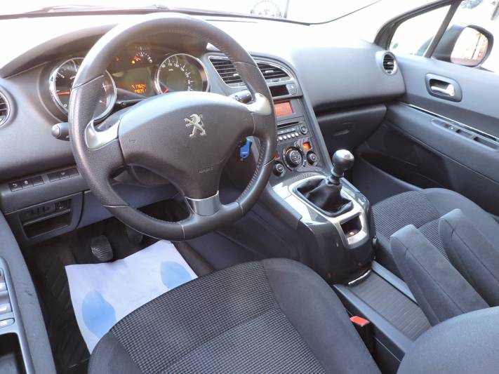 Peugeot 5008 Style 1.6 BlueHDi 120 FAP 5p.