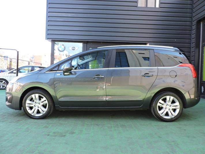 Peugeot 5008 Style 1.6 BlueHDi 120 FAP 5p.