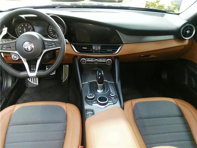 Alfa Romeo Giulia 2.0 Gasolina 147kW (200CV) Super AT