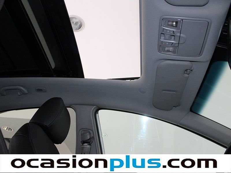 Hyundai i30 1.6 CRDI BlueDrive Style 100 kW (136 CV)