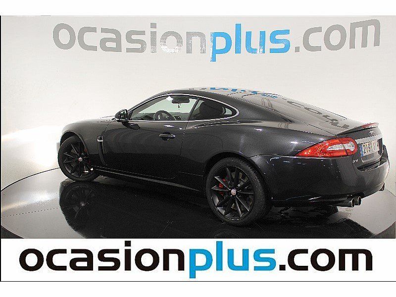 Jaguar XK 5.0 V8 XKR Coupe 375kW (510CV)