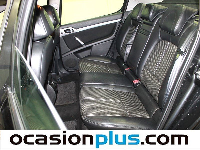 Peugeot 407 2.0 HDI ST Confort