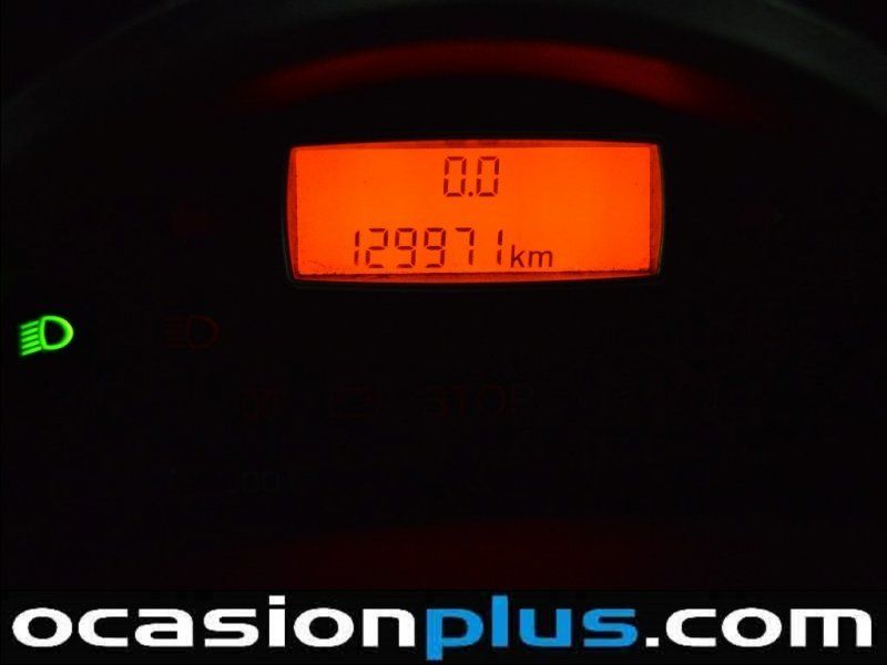 Peugeot 807 2.0 HDI SV 100kW (136CV)
