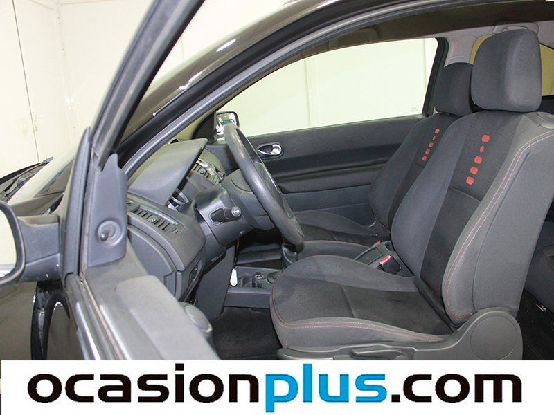 Renault Megane Coupe 1.4 16v Emotion 100CV