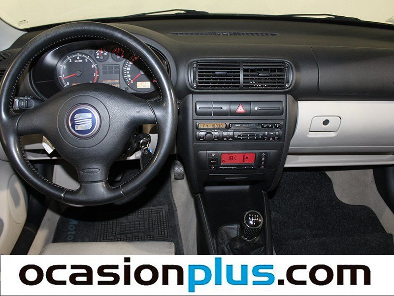 Seat Toledo 2.3 V5 150CV