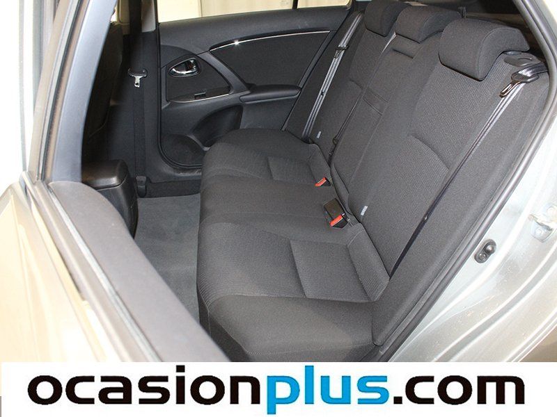 Toyota Avensis 2.2 D-4D Cross Sport Advance 150CV