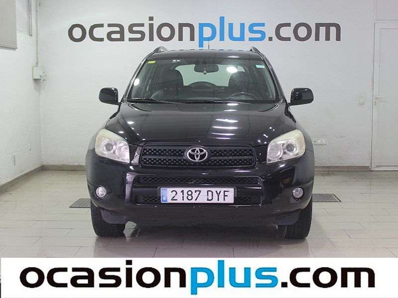 Toyota RAV 4 2.2 D-4D Executive 100kW (136CV)