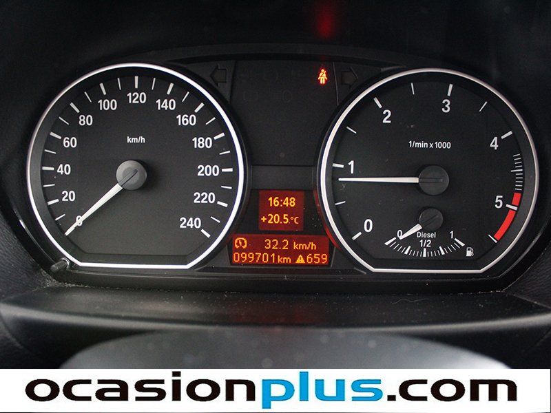 BMW 118 Serie 1 118d 143CV