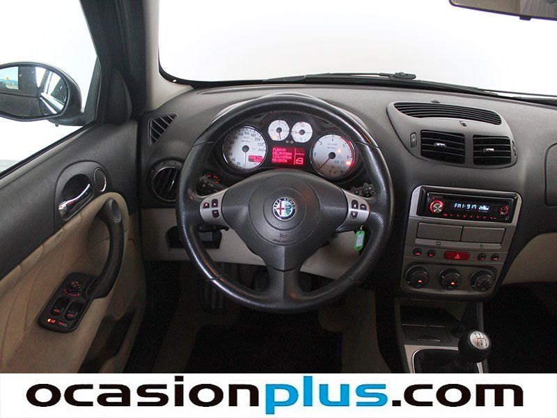 Alfa Romeo 147 1.9JTD Distinctive 120CV