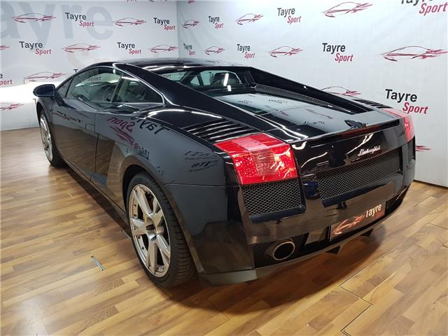 Lamborghini Gallardo -