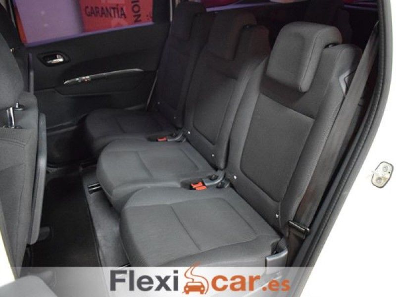 Peugeot 5008 Access 1.6 HDI 115 FAP