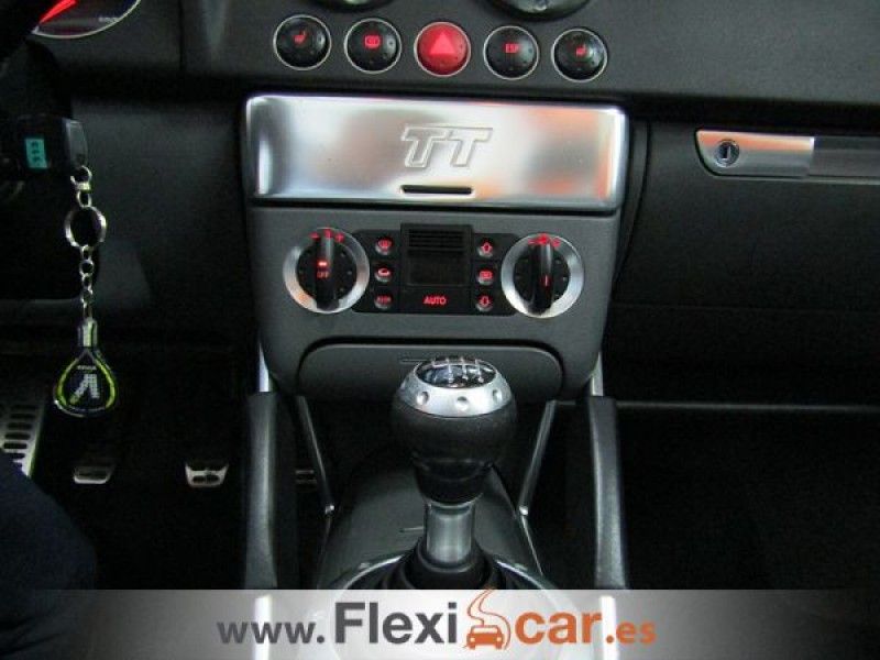 Audi TT Roadster 1.8T 225 CV quattro