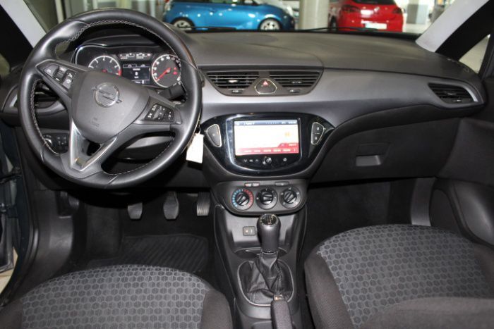 Opel Corsa 1.4 Selective 90