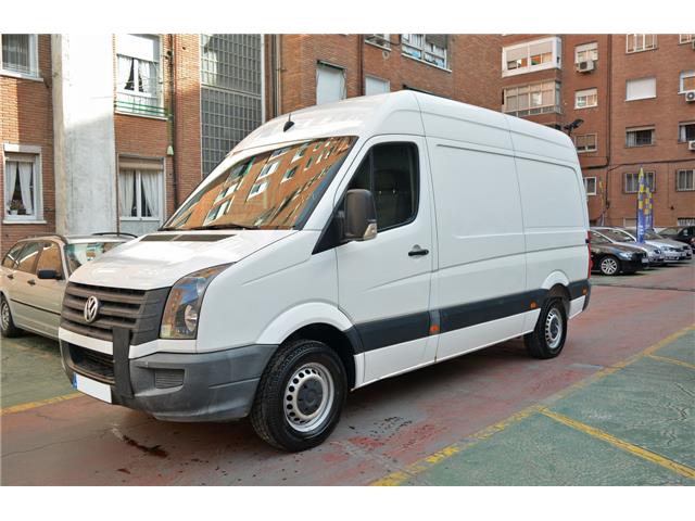 Volkswagen Crafter PRO Furgón BMT 35 BM TA 136 Batalla Media Techo Al