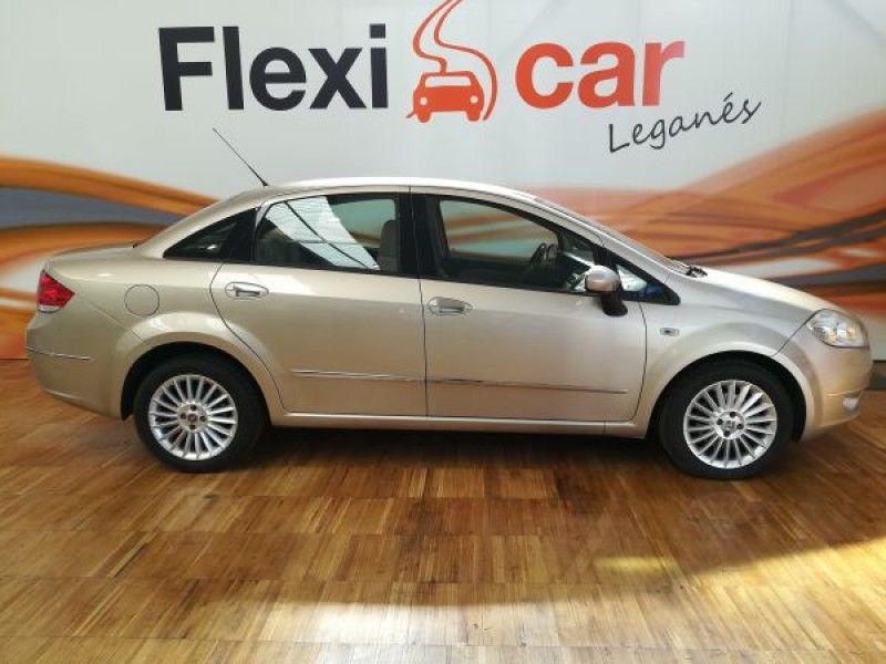 Fiat Linea 1.6 16v Emotion 105cv Diésel Multijet E5