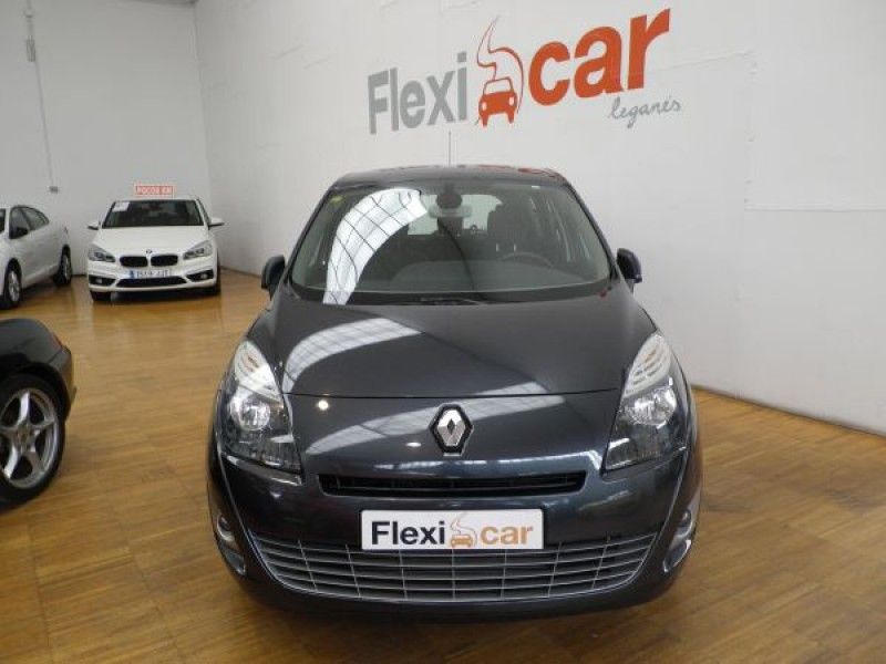 Renault Grand Scenic Dynamique 1.5dCi 105cv 5 plazas