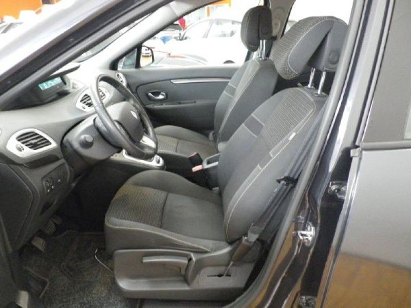 Renault Grand Scenic Dynamique 1.5dCi 105cv 5 plazas