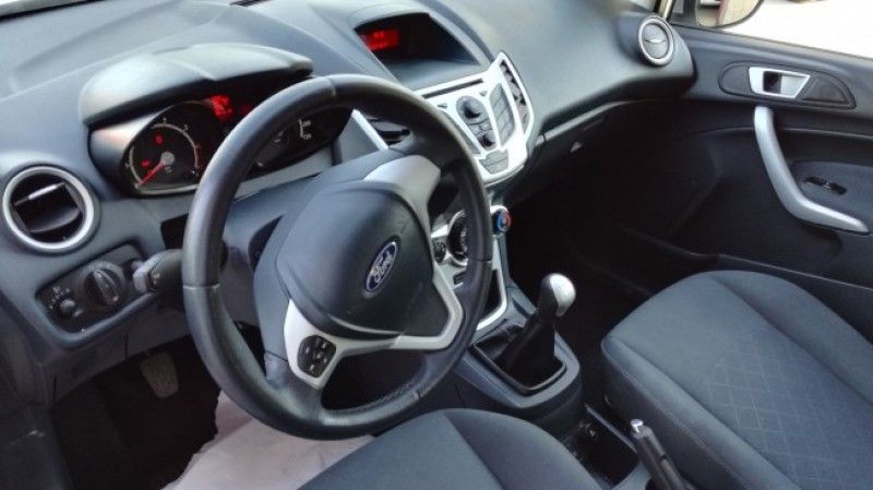 Ford Fiesta 1.25 82cv Trend