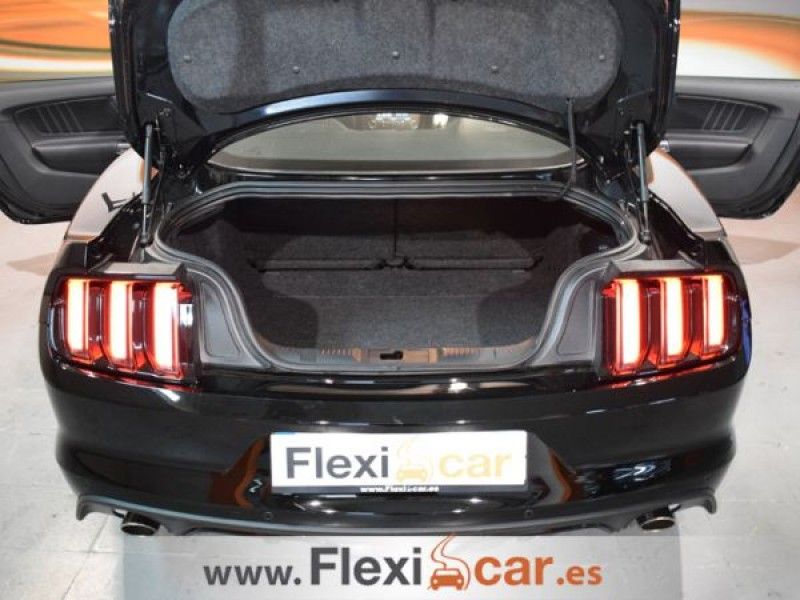 Ford Mustang 5.0 Ti-VCT V8 418cv Mustang GT (Fastsb.)
