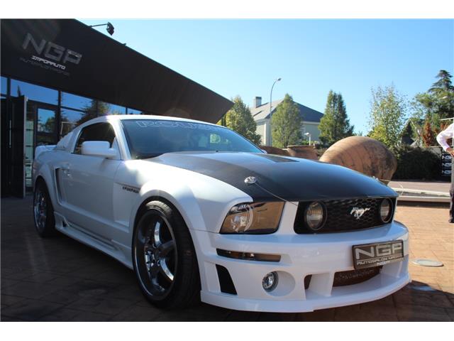 Ford Mustang GT V8 ROUSH