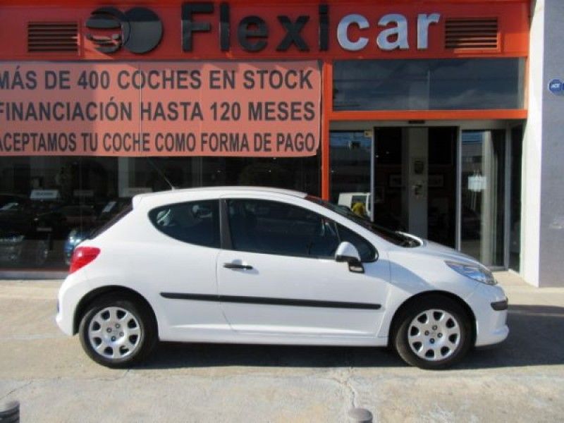 Peugeot 207 Confort 1.4 HDI 70