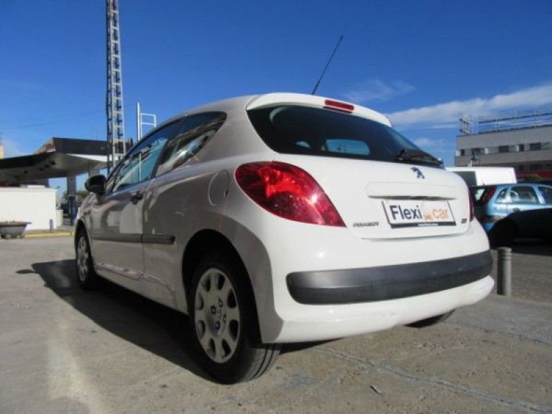 Peugeot 207 Confort 1.4 HDI 70