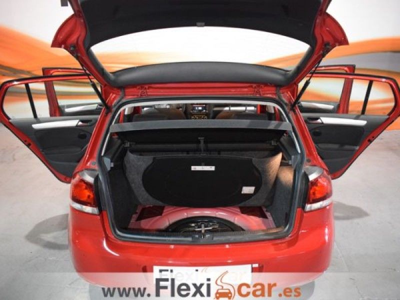 Volkswagen Golf 1.6 TDI 105cv DPF Sport