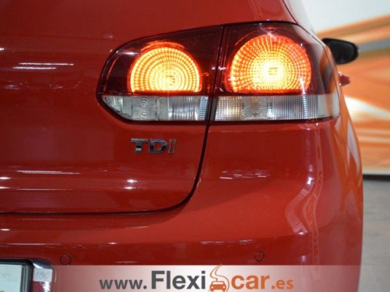Volkswagen Golf 1.6 TDI 105cv DPF Sport