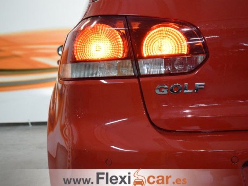 Volkswagen Golf 1.6 TDI 105cv DPF Sport